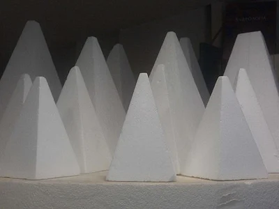 Πυραμιδα απο Φελιζολ 41x25x25cm